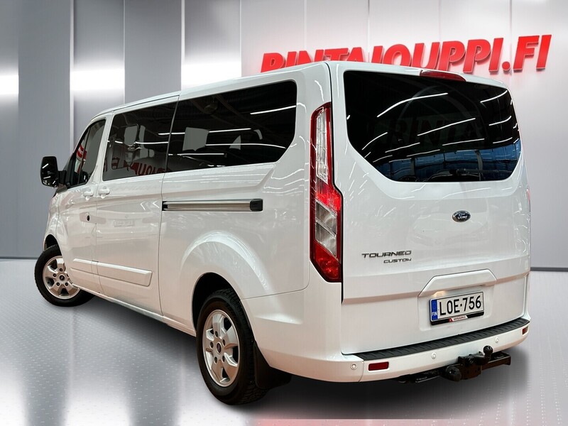 Ford Tourneo Custom vaihtoauto