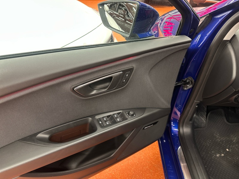 SEAT Leon ST vaihtoauto