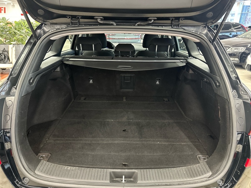 Hyundai i30 Wagon vaihtoauto