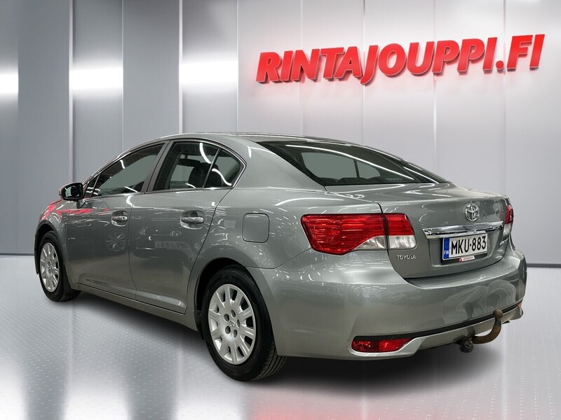 Toyota Avensis vaihtoauto