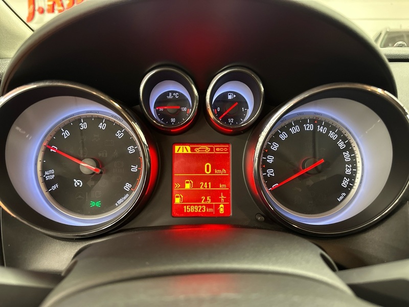 Opel Astra vaihtoauto