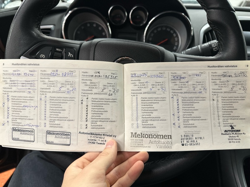 Opel Astra vaihtoauto