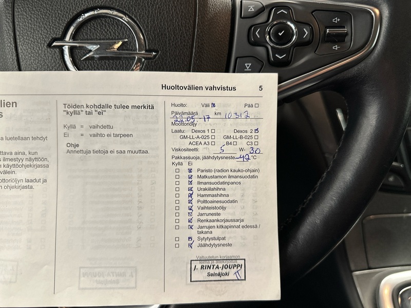 Opel Insignia vaihtoauto