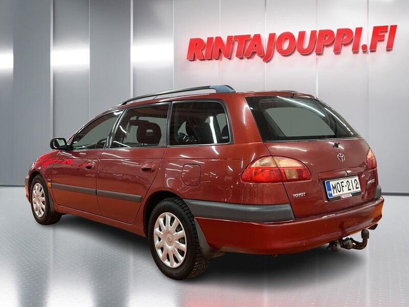 Toyota Avensis vaihtoauto