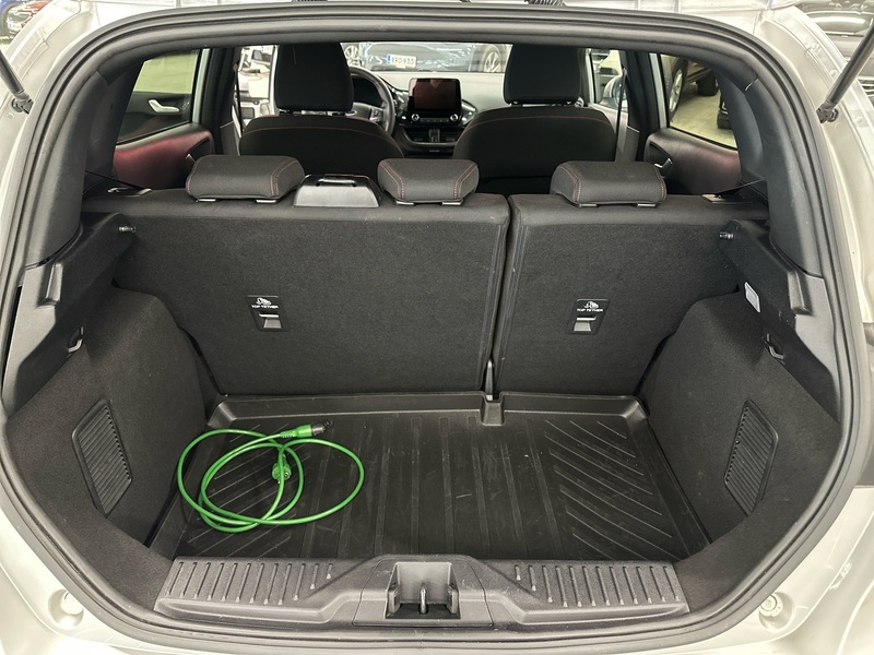 Ford Fiesta vaihtoauto