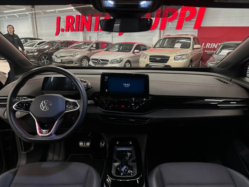 Volkswagen ID.4 vaihtoauto