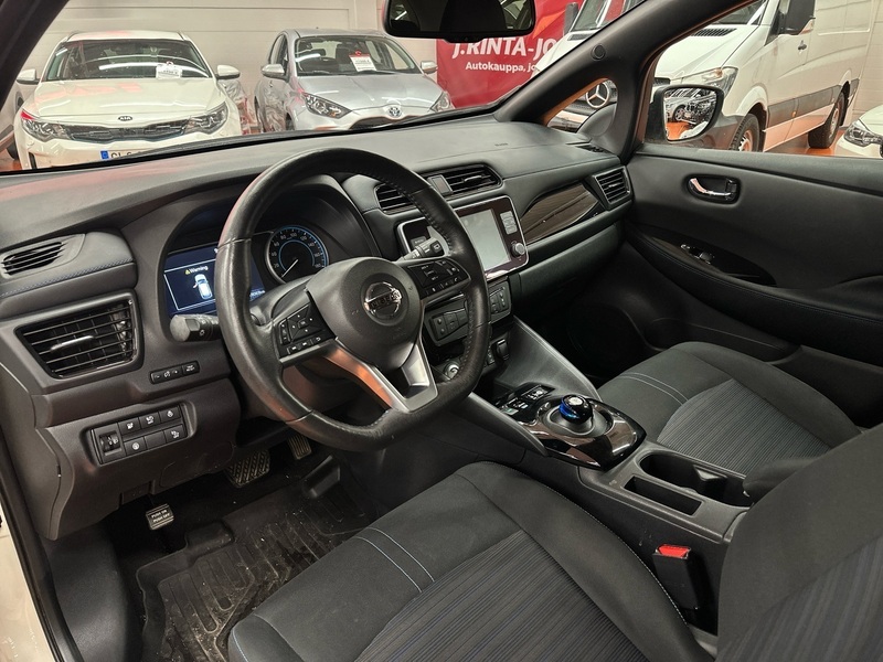 Nissan Leaf vaihtoauto