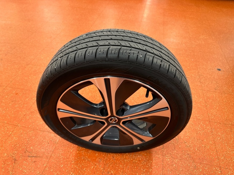 Nissan Leaf vaihtoauto