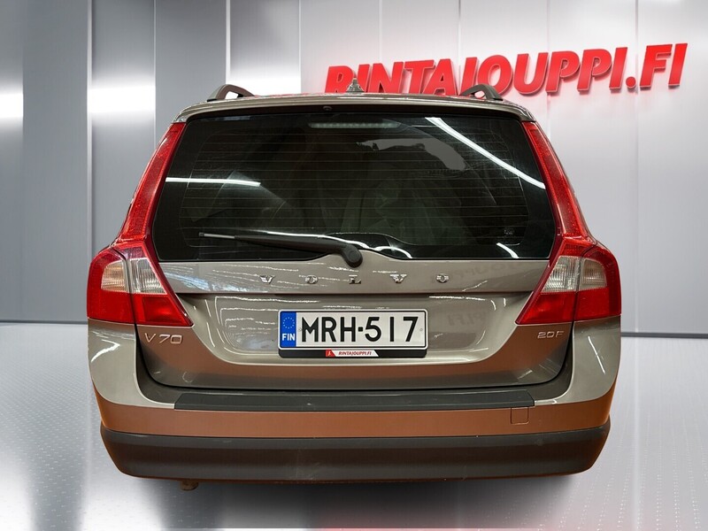 Volvo V70 vaihtoauto