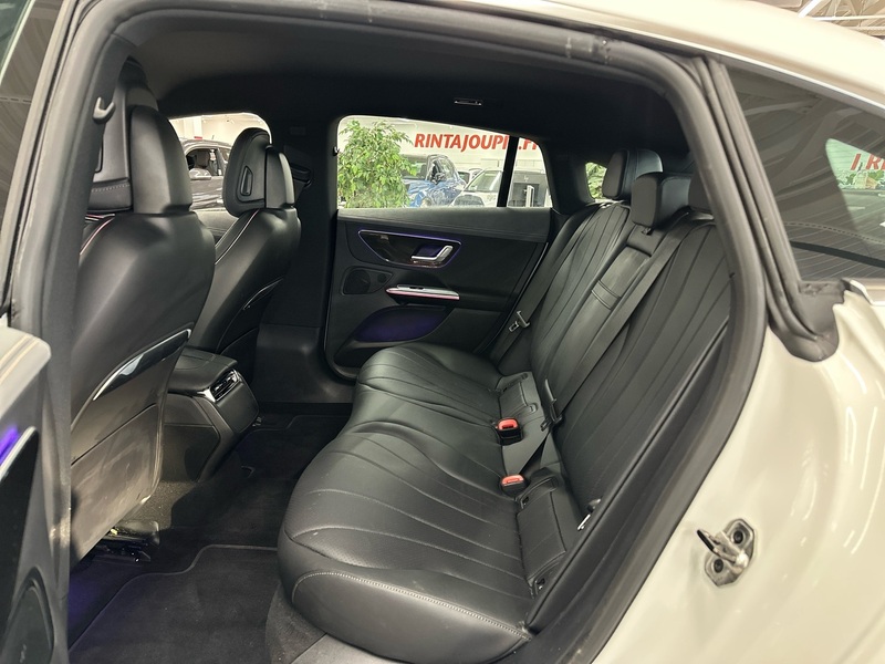 Mercedes-Benz EQE vaihtoauto