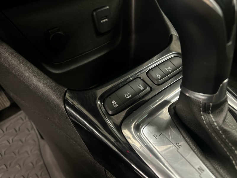 Opel Crossland X vaihtoauto