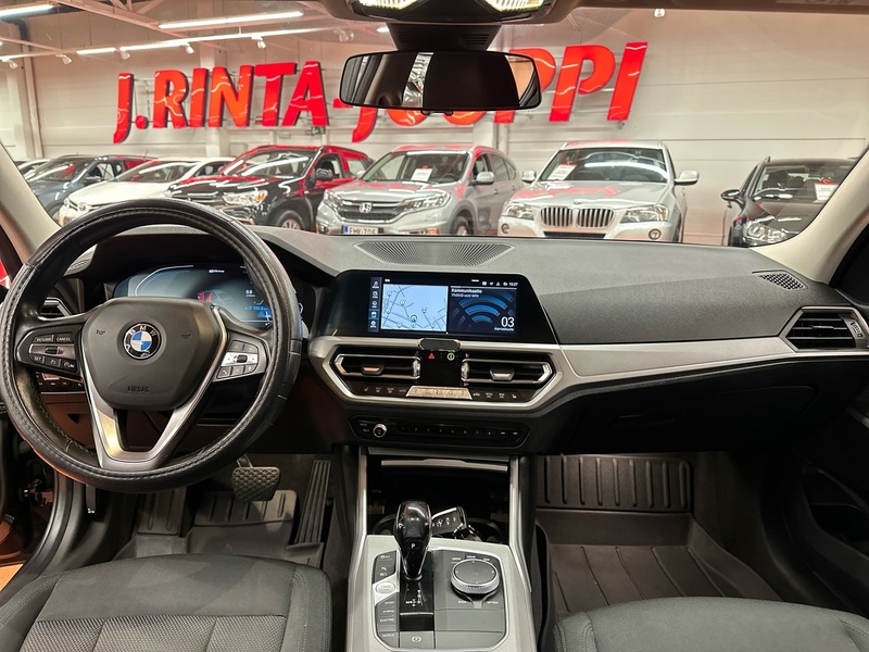 BMW 330 vaihtoauto