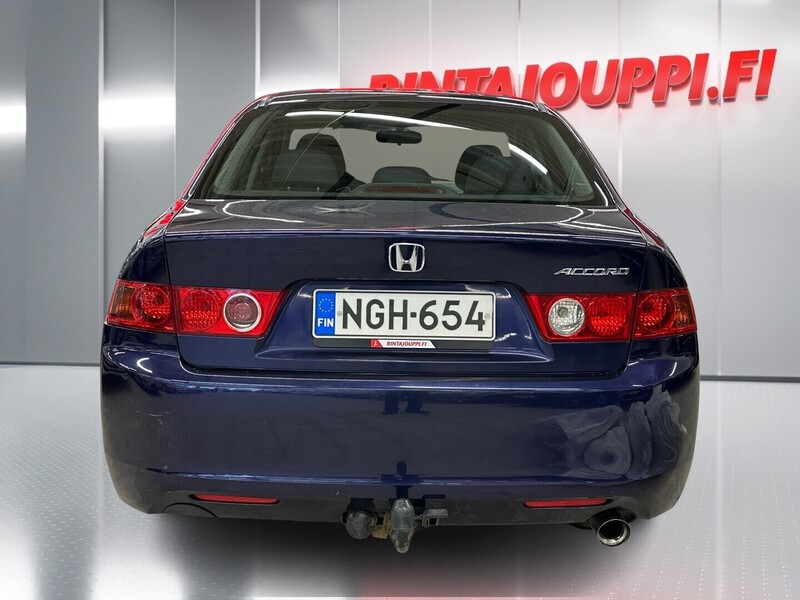 Honda Accord vaihtoauto