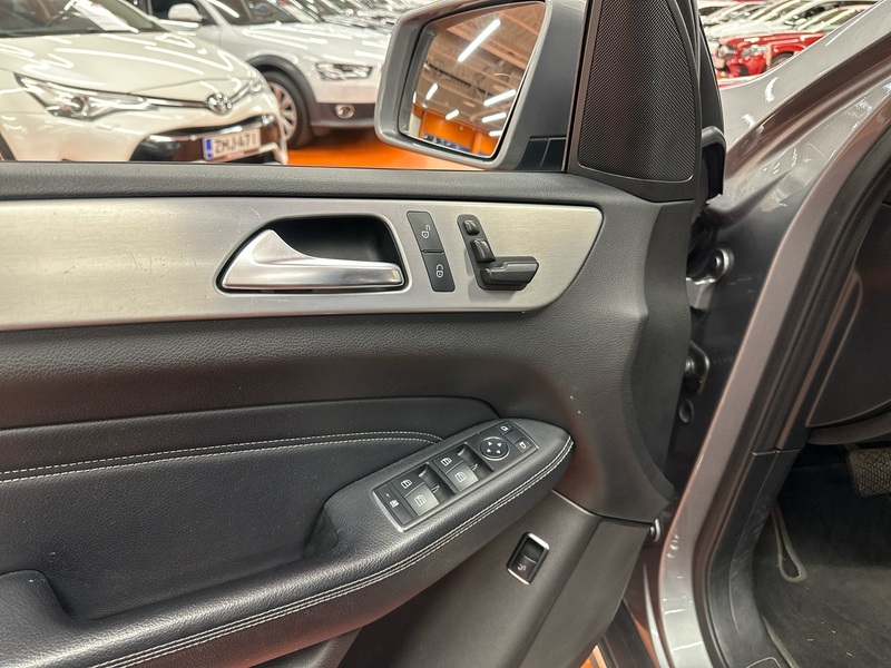 Mercedes-Benz ML vaihtoauto