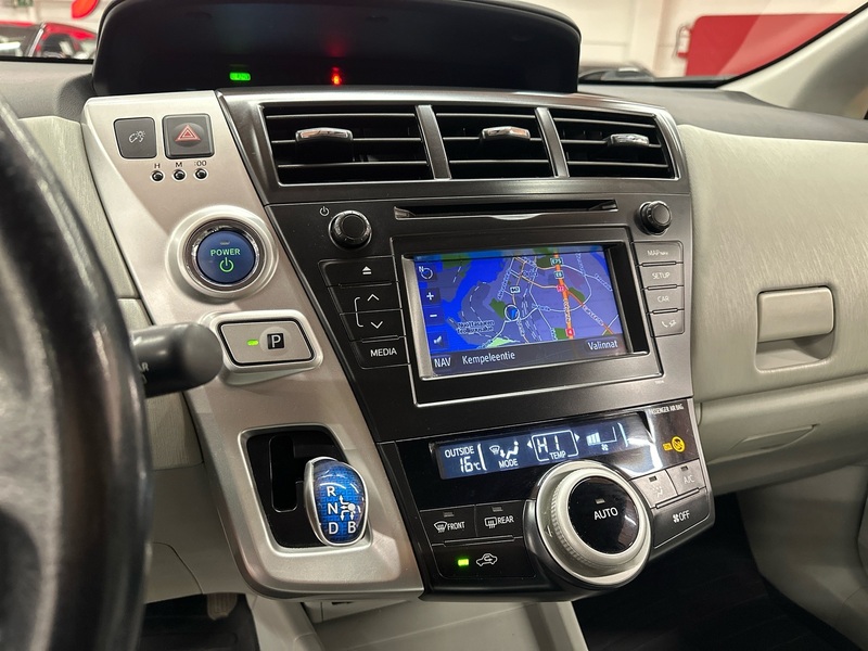 Toyota Prius+ vaihtoauto