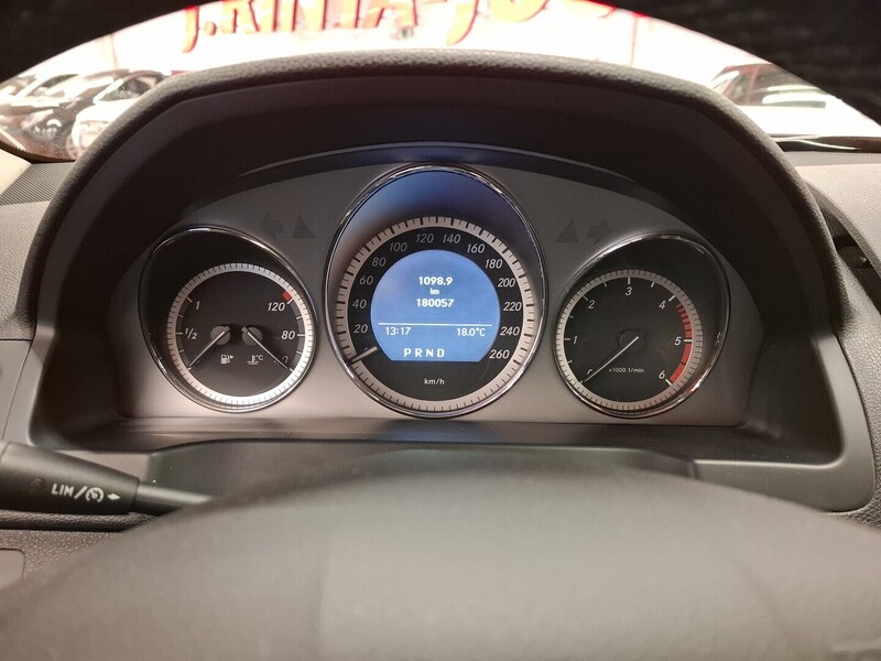 Mercedes-Benz C vaihtoauto