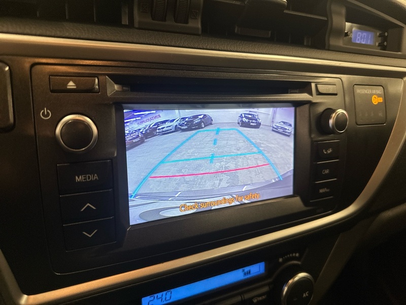Toyota Auris vaihtoauto