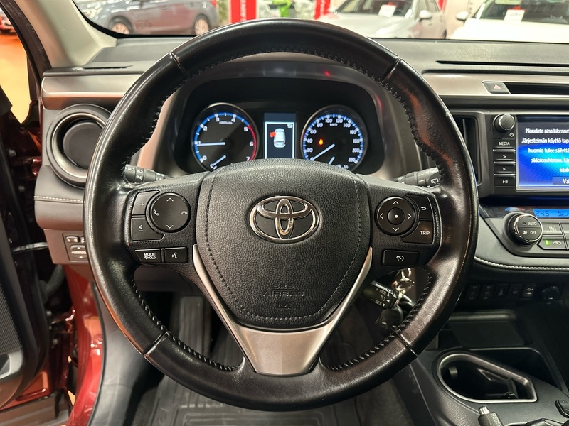 Toyota RAV4 vaihtoauto