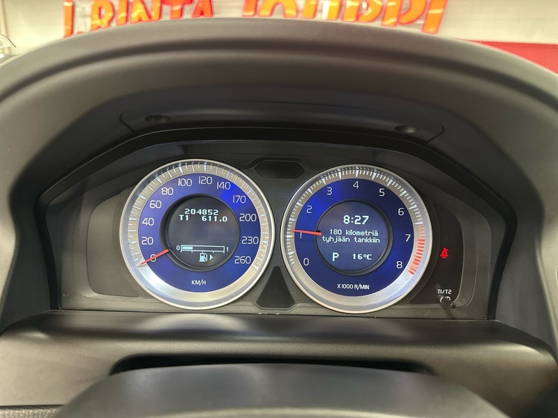 Volvo XC60 vaihtoauto