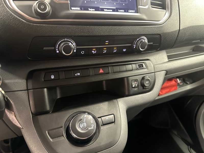 Opel Vivaro vaihtoauto