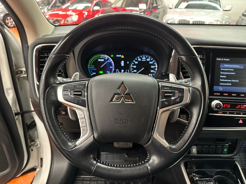 Mitsubishi Outlander PHEV vaihtoauto