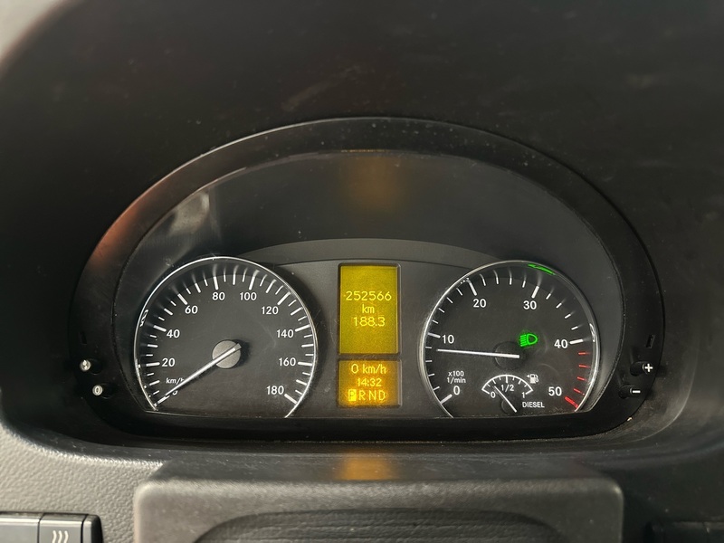 Mercedes-Benz Sprinter vaihtoauto