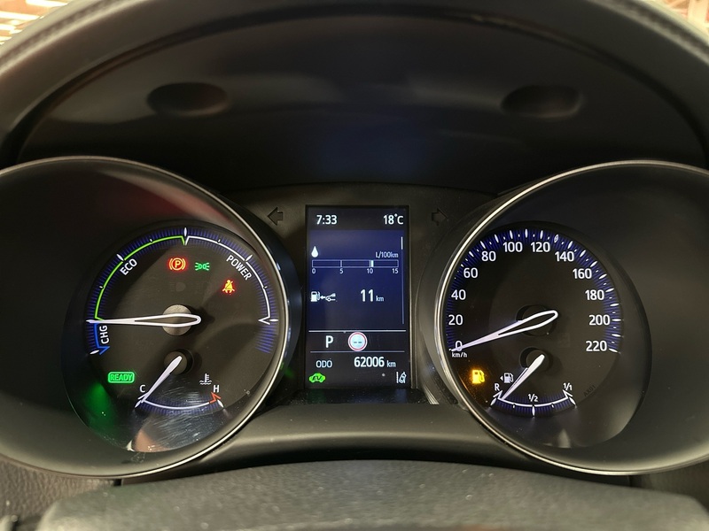 Toyota C-HR vaihtoauto