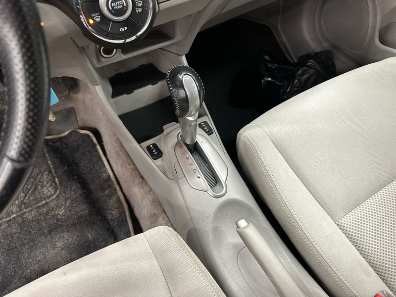 Honda Insight vaihtoauto