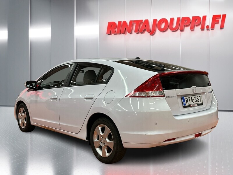 Honda Insight vaihtoauto