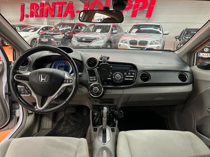 Honda Insight vaihtoauto