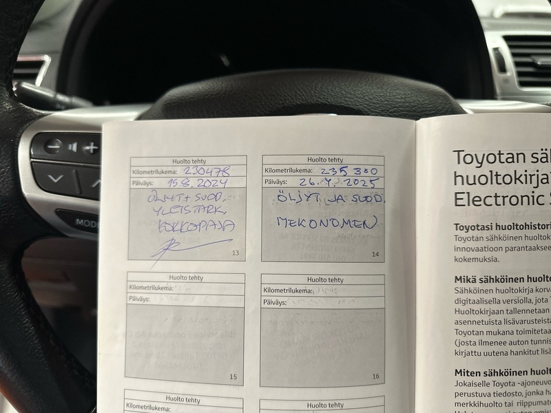 Toyota Avensis vaihtoauto