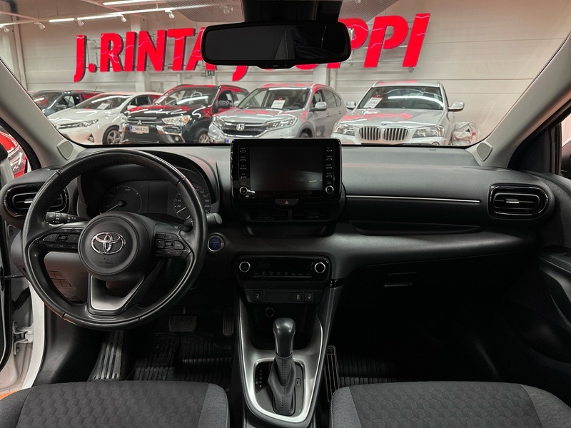 Toyota Yaris vaihtoauto