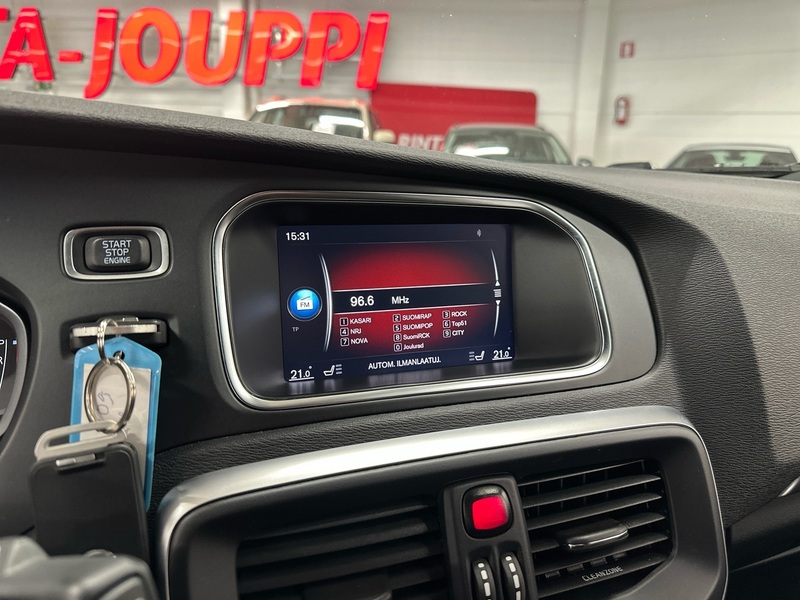 Volvo V40 vaihtoauto