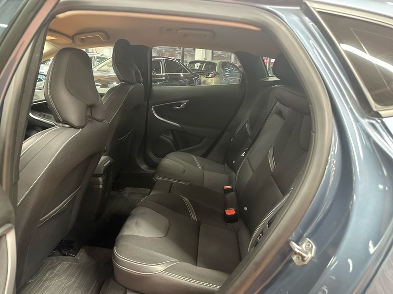 Volvo V40 vaihtoauto