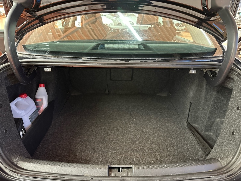 Volkswagen Jetta vaihtoauto