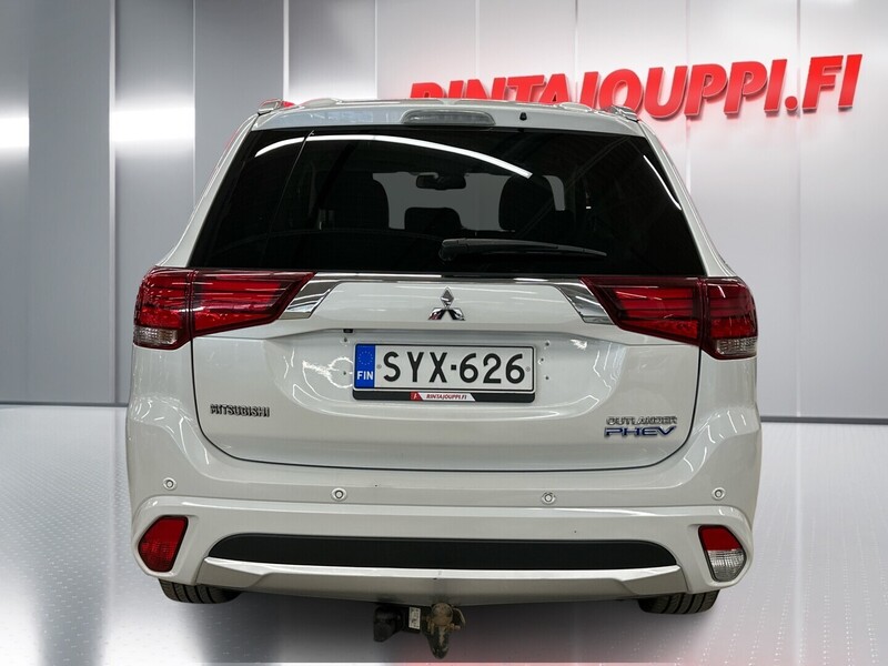 Mitsubishi Outlander PHEV vaihtoauto
