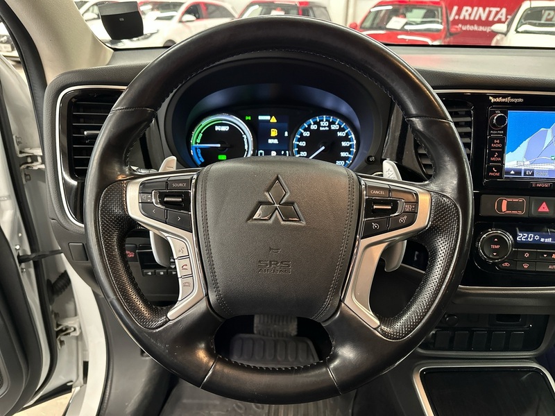 Mitsubishi Outlander PHEV vaihtoauto