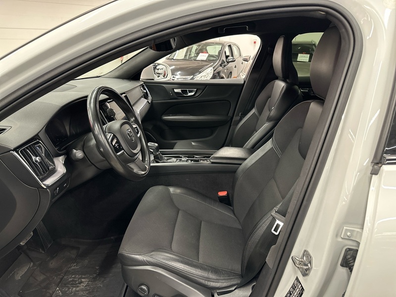 Volvo V60 Cross Country vaihtoauto