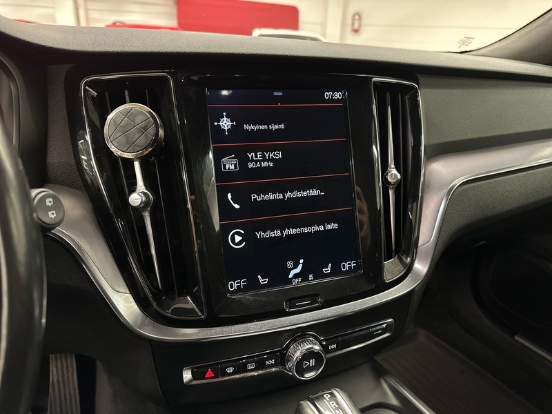 Volvo V60 Cross Country vaihtoauto