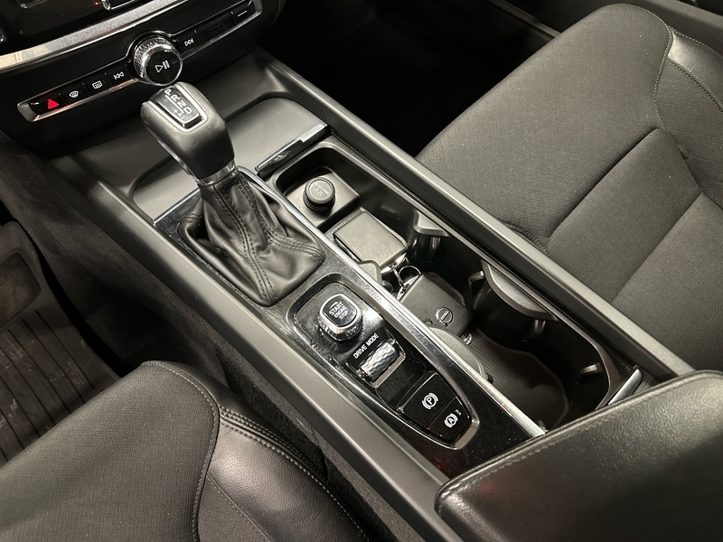 Volvo V60 Cross Country vaihtoauto