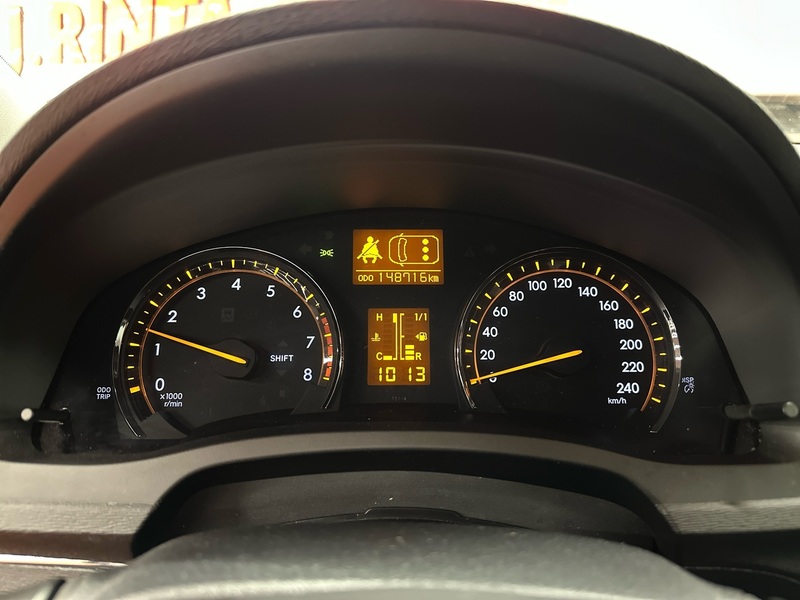 Toyota Avensis vaihtoauto