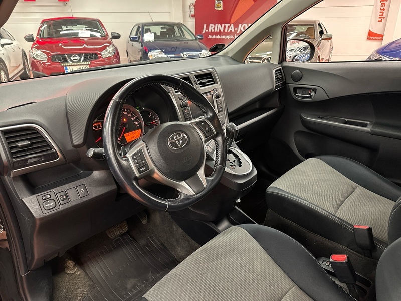 Toyota Verso-S vaihtoauto