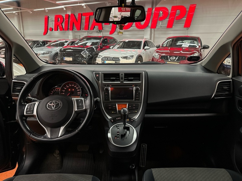 Toyota Verso-S vaihtoauto