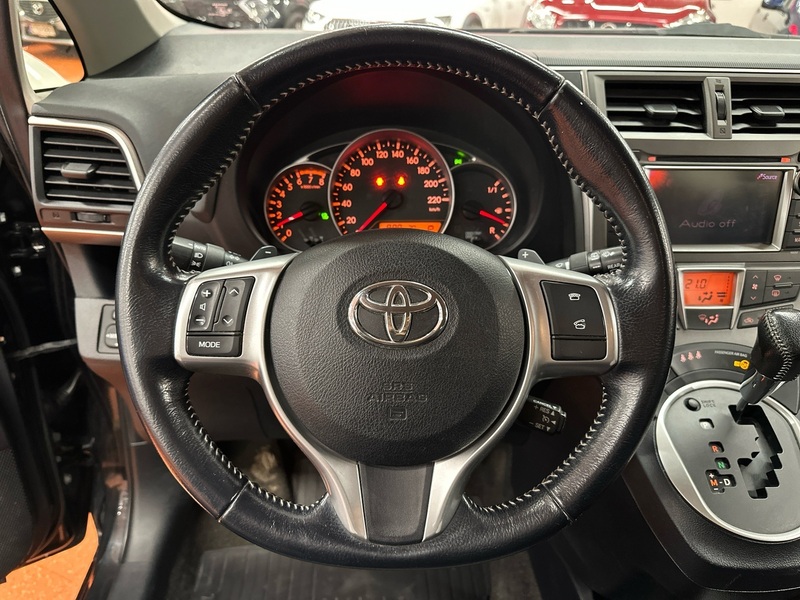 Toyota Verso-S vaihtoauto