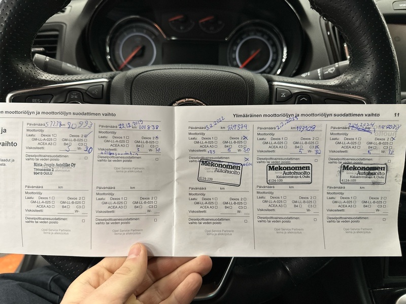 Opel Insignia vaihtoauto