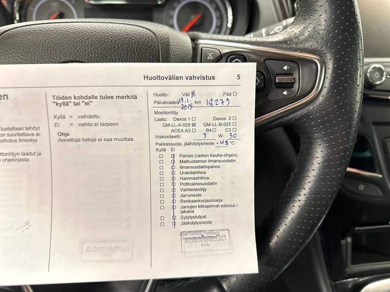 Opel Insignia vaihtoauto