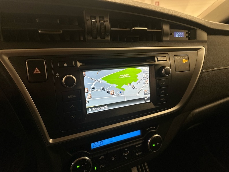 Toyota Auris vaihtoauto