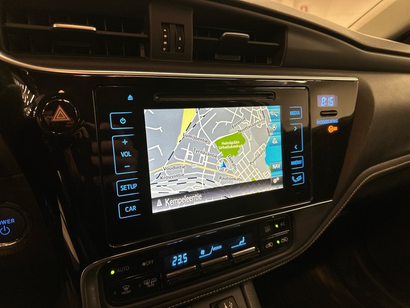 Toyota Auris vaihtoauto