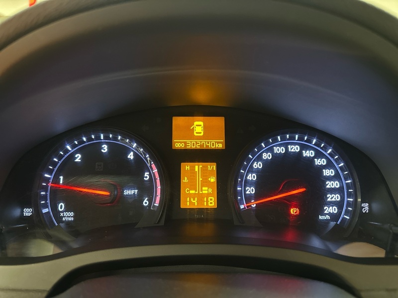 Toyota Avensis vaihtoauto