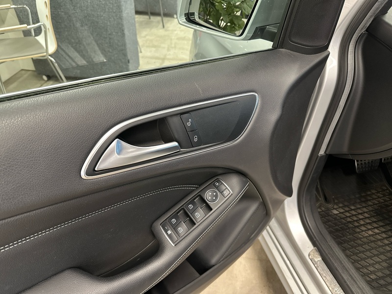 Mercedes-Benz B vaihtoauto